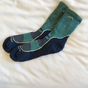 Darn Tough Socks | L